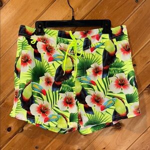 Sundek men’s 14 inch tropical flower toucan board short